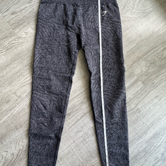 GymShark Women’s Black Patterned Leggings Appx Size 8 - Picture 8 of 8